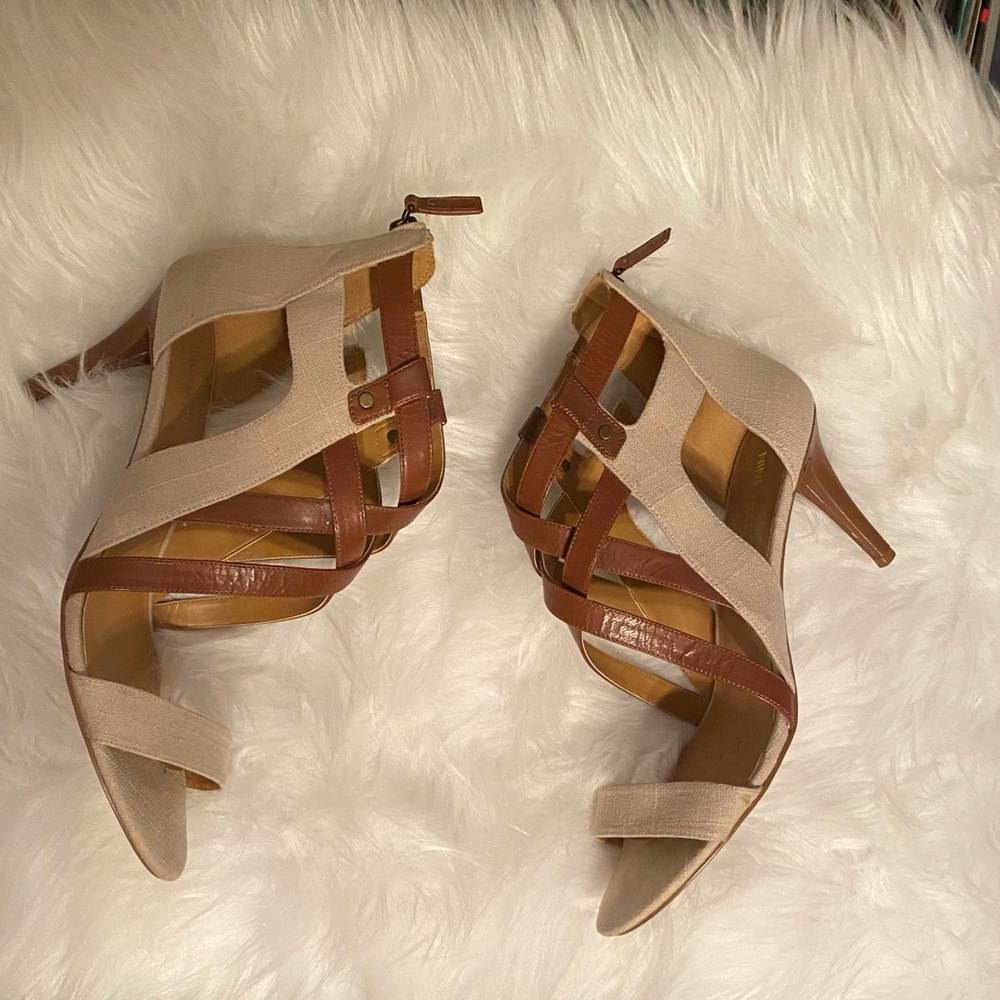 Sandals in excellent used condition. Size 12M